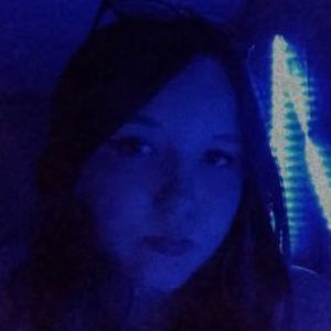 Meet your Posher, Alana